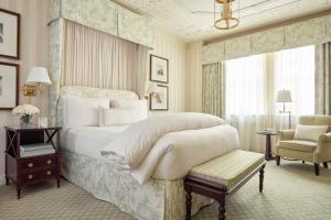 A bed or beds in a room at The Hay - Adams