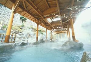 Swimmingpoolen hos eller tæt på Hotel Okada