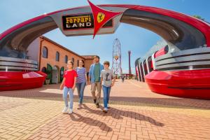 Гости PortAventura Hotel Roulette - Includes unlimited access to PortAventura Park & 1 access to Ferrari Land