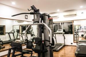 Fitnes oz. oprema za telovadbo v nastanitvi Ras by Treat Resorts, Silvassa -