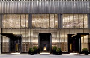 Fasada ili ulaz u objekat Baccarat Hotel and Residences New York