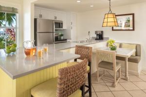 Kitchen o kitchenette sa Hyatt Vacation Club at Sunset Harbor