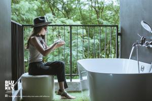 Tamu yang menginap di Blu Monkey Hub and Hotel Phuket Town- Free All Day Coworking space