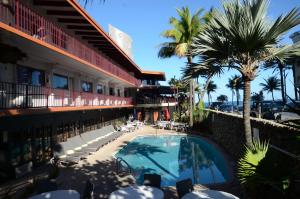 A piscina localizada em Sea Club Ocean Resort ou nos arredores