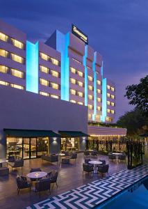 Peldbaseins naktsmītnē The Connaught, New Delhi- IHCL SeleQtions vai tās tuvumā