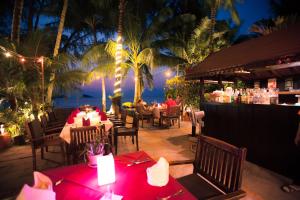 Un restaurant sau alt loc unde se poate mânca la Little Sunshine Boutique Beach Resort & Spa