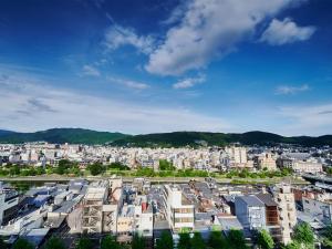 Vedere generală la Kyoto sau o vedere a orașului de la acest hotel