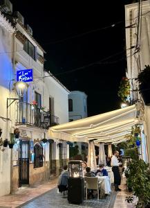 Restaurant o un lloc per menjar a Las Brisas Estepona