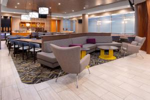 Atpūtas zona naktsmītnē SpringHill Suites Kansas City Airport