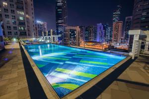 A piscina localizada em Marina Byblos Hotel ou nos arredores