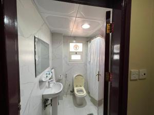 Un baño de Al Jazeerah Hotel