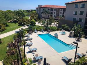 Kolam renang di atau dekat dengan Homewood Suites by Hilton San Diego Airport-Liberty Station