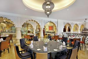 Restoran atau tempat makan lain di Hilton Suites Jabal Omar Makkah