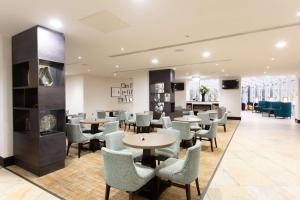 พื้นที่นั่งเล่นของ DoubleTree by Hilton Hotel Nottingham - Gateway