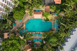 Басейн в или близо до Avani Pattaya Resort