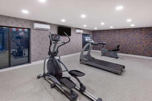 Gimnasio o equipo deportivo en La Quinta by Wyndham Nashville Airport