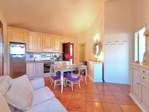 A kitchen or kitchenette at Sea View La Marina