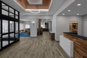 Vestibils vai reģistratūra naktsmītnē Hampton Inn Cleveland-Downtown