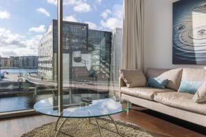 Khu vực ghế ngồi tại Copenhagen Island Hotel