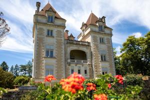 Un jardín fuera de Domaine de Monrecour - Hôtel & Restaurant - Proche de Sarlat