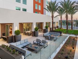 Atpūtas zona naktsmītnē SpringHill Suites by Marriott Chula Vista Eastlake