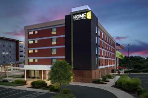 a building with a home inn sign on it at Newly Renovated - Home2 Suites by Hilton Knoxville West in Knoxville