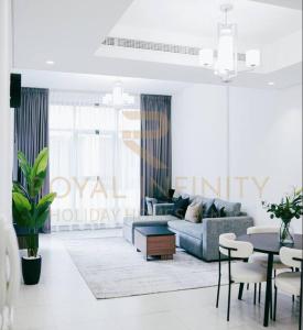 Svetainės erdvė apgyvendinimo įstaigoje 1BR Near Metro-Airport Ideal for Families & Biz