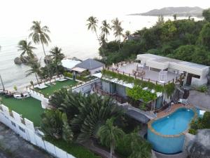 Басейн в или близо до The Rock Samui Beachfront Villas - Sha Plus Hotel