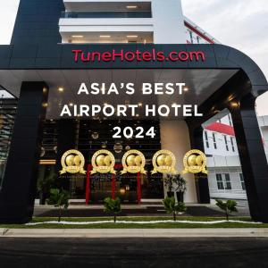 Tune Hotel KLIA-KLIA2, Airport Transit Hotel في سيبانغ: علامة علي فندق أفضل مطار