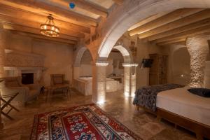 Seating area sa Harem Suites Cappadocia