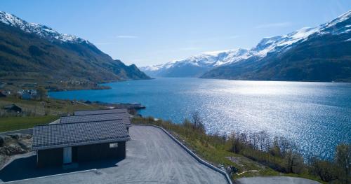 Naturlandskap nära semesterparken