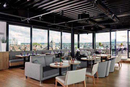 Restoran või mõni muu söögikoht majutusasutuses INNSiDE by Meliá Aachen