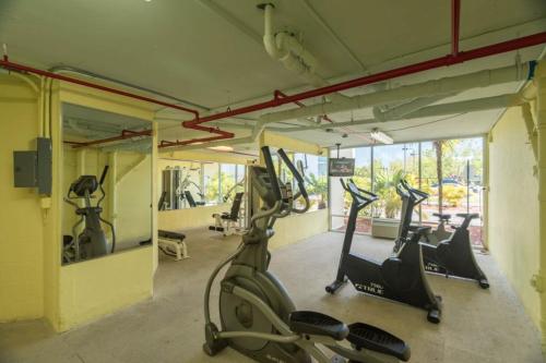 Fitness center at/o fitness facilities sa Sunrise Suites Bonaire Suite #210