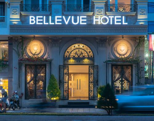 Фасад або вхід у Bellevue Hotel