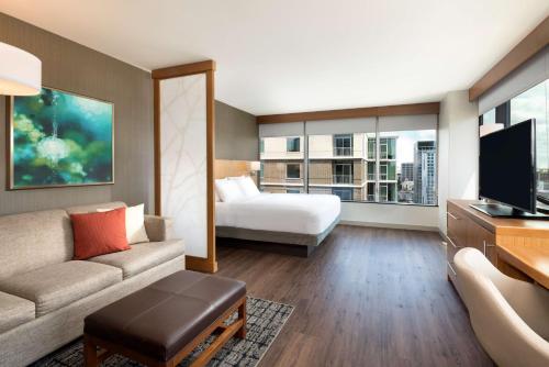 Tempat tidur dalam kamar di Hyatt Place Austin Downtown