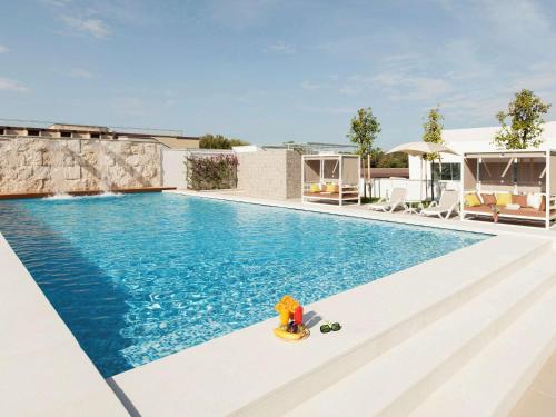 Swimmingpoolen hos eller tæt på Aparthotel Adagio Rome Vatican