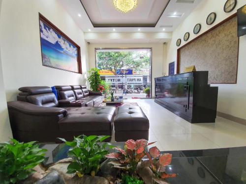 Khu vực ghế ngồi tại An Phat Hotel