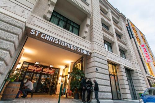 St Christopher's Inn Paris - Gare du Nord tesisinin ön cephesi veya girişi