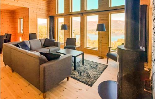 A seating area at Beautiful Home In Vrådal With Sauna