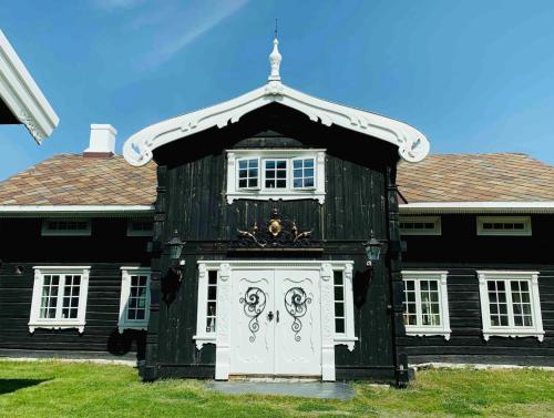 Traditional timber farm with Sauna & Wi-Fi