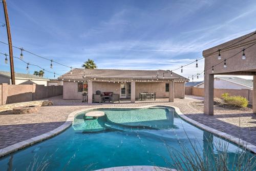 Hồ bơi trong/gần Lake Havasu Home with Private Pool, Patio and Grill!