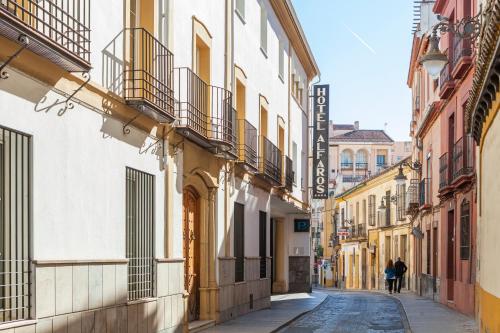 El barrio en el que está el hotel o un barrio cercano