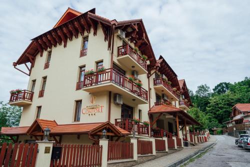 El edificio en el que está la casa de huéspedes