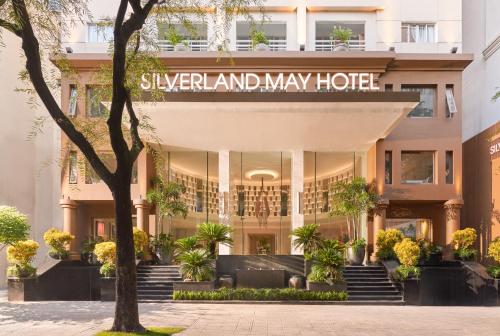 Muka bangunan atau pintu masuk Silverland Mây Hotel