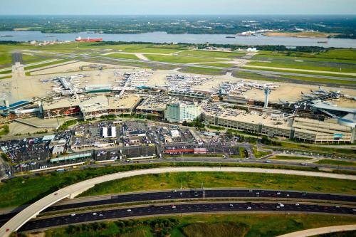 Ett flygfoto av Philadelphia Airport Marriott