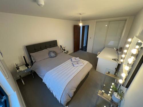 Ein Bett oder Betten in einem Zimmer der Unterkunft Perfect-City Centre-Apartment