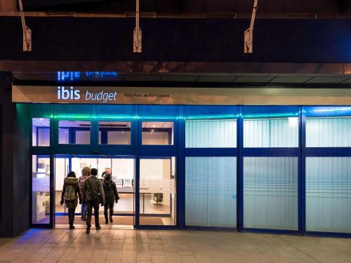 ibis budget Paris Porte De Montmartre tesisinde konaklayan konuklar