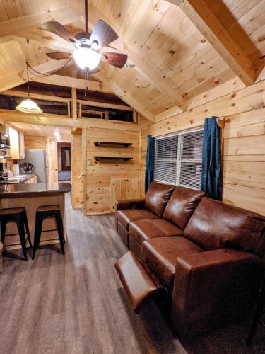 Pops Cabin Lookout Mountain Luxury Tiny Home