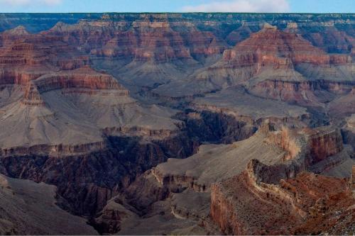 Tiny home near Grand Canyon sleeps 5, epic views!