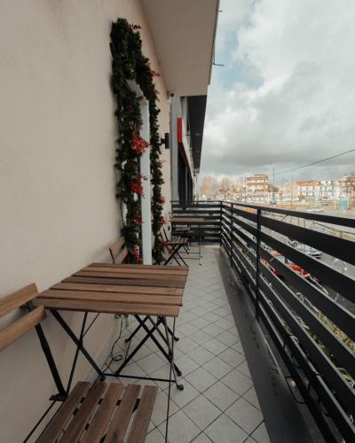 En balkon eller terrasse på B&B Mirò Luxury aeroporto capodichino Napoli